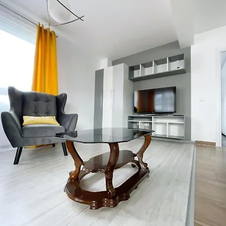 Yamaluxe - Westside *